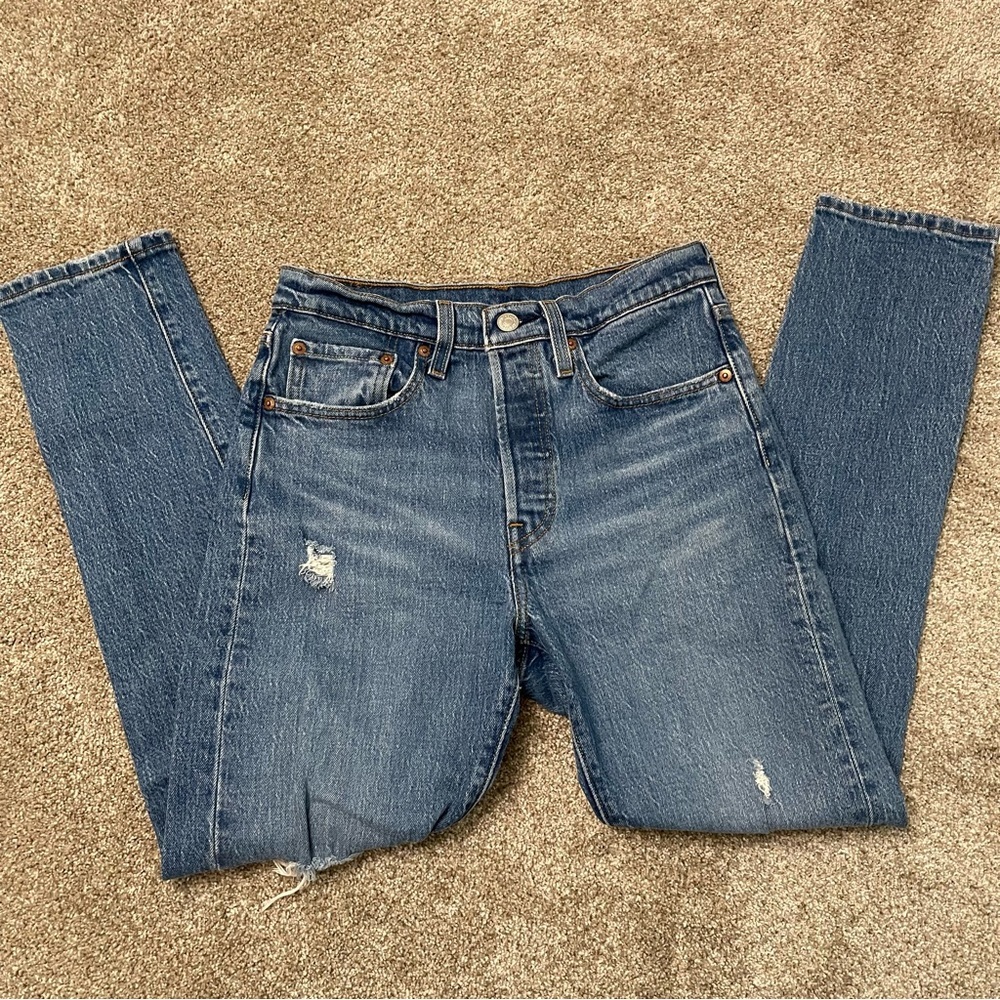 Levi's 501 Women's Skinny Jeans in Classic Blue - Picture 3 of 10